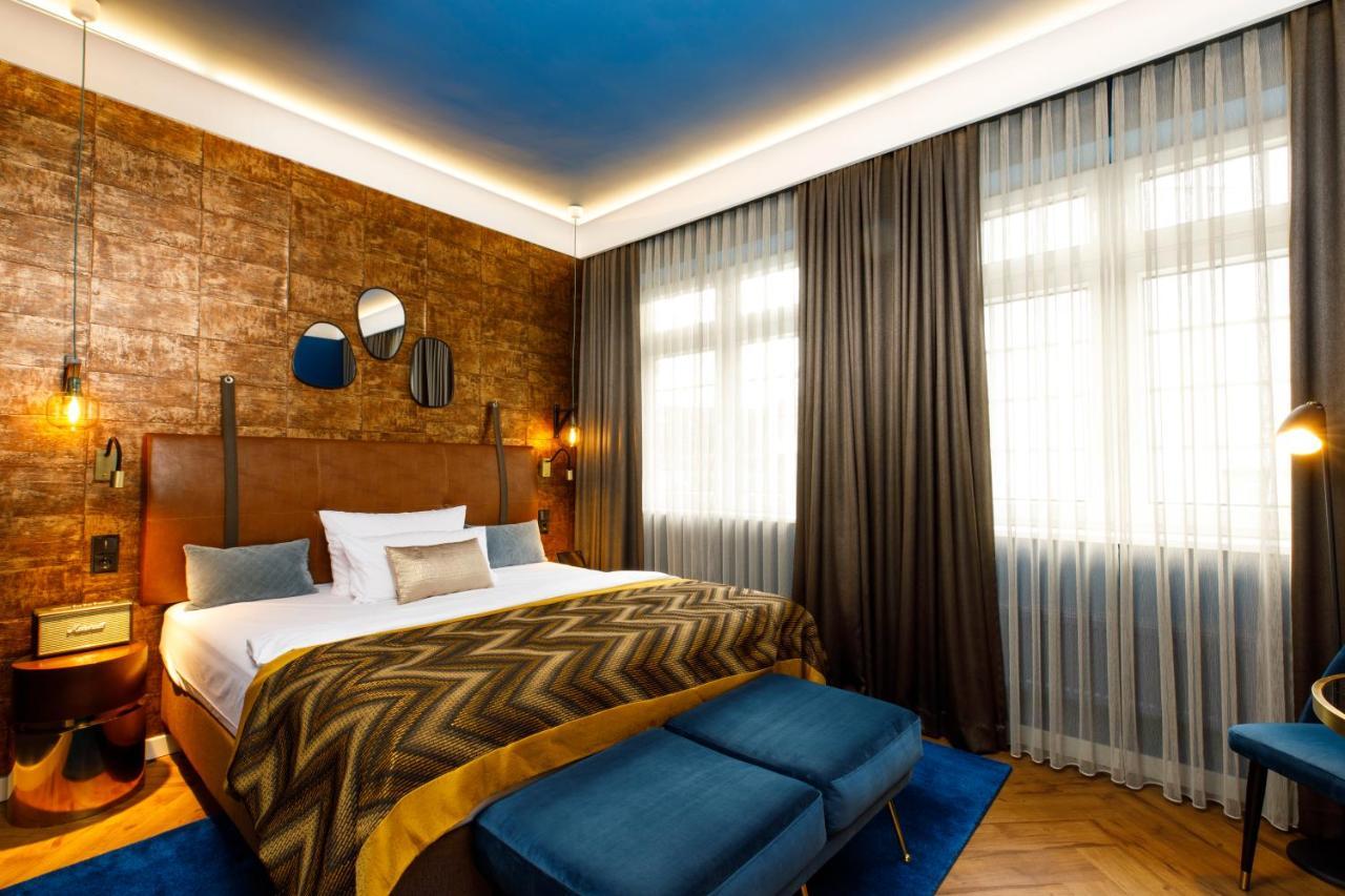 Boutique Hotel Poppenbuetteler Hof Hamburg Exterior photo